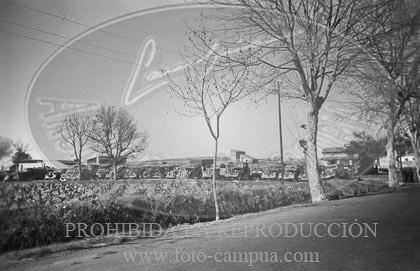 Milicianos y refugiados en Perpignan