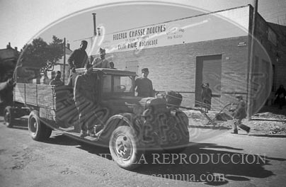 Milicianos y refugiados en Perpignan