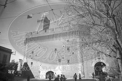 Milicianos y refugiados en Perpignan