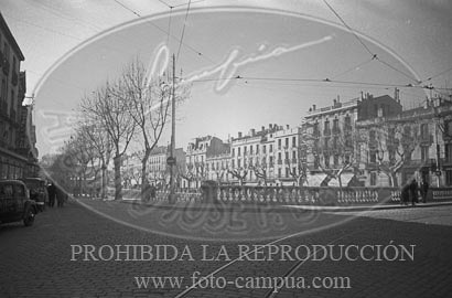 Milicianos y refugiados en Perpignan