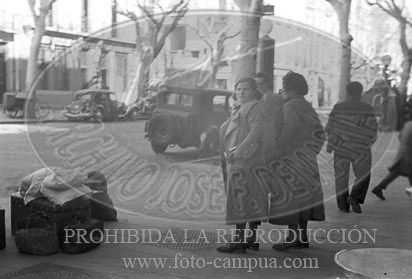 Milicianos y refugiados en Perpignan