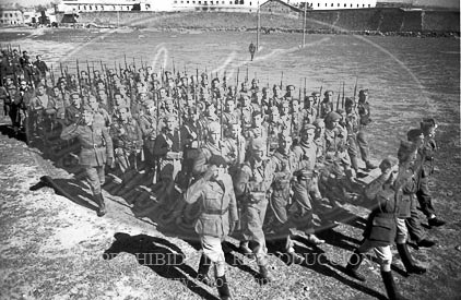 Ensayos de desfile en Avila