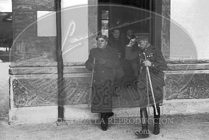 Jura de Bandera en la Academia de Alféreces Provisionales de Avila