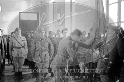 Jura de Bandera en la Academia de Alféreces Provisionales de Avila