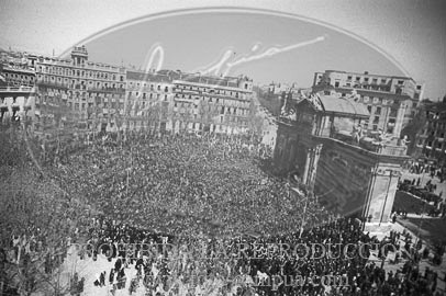 Misa por la victoria en la Puerta de Alcalá de Madrid