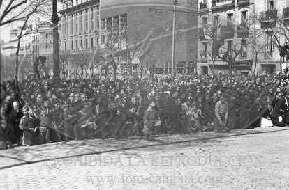 Misa por la victoria en la Puerta de Alcalá de Madrid