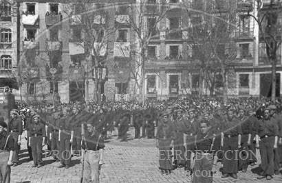 Misa por la victoria en la Puerta de Alcalá de Madrid