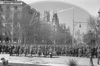 Misa por la victoria en la Puerta de Alcalá de Madrid