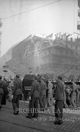 Traslado de los restos de Jose Antonio a El Escorial