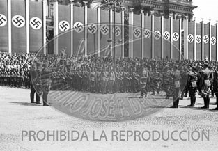 Formacion de la Legión Condor. Homenaje en berlin