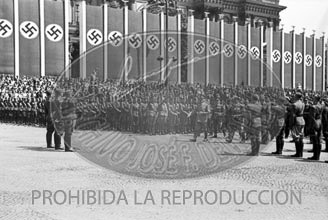 Formacion de la Legión Condor. Homenaje en berlin