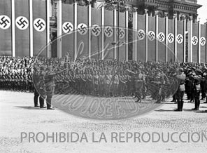Formacion de la Legión Condor. Homenaje en berlin