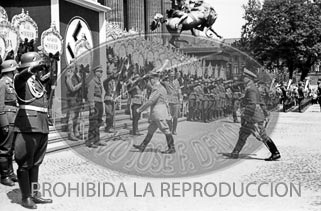 Formacion de la Legión Condor. Homenaje en berlin