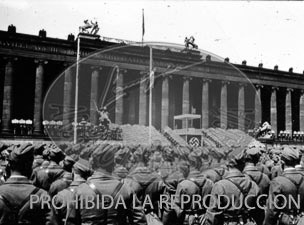 Formacion de la Legión Condor. Homenaje en berlin