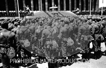 Formacion de la Legión Condor. Homenaje en berlin