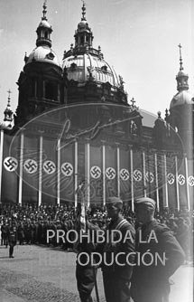 Formacion de la Legión Condor. Homenaje en berlin