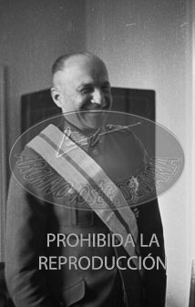 Imposición de condecoraciones