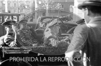 Imposición de condecoraciones