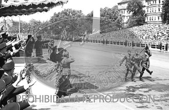 Desfile de la Legión Cóndor en Berlin