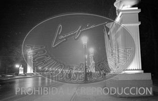 Berlin de noche se enganala para el regreso de la Legión Cóndor