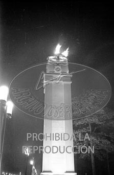 Berlin de noche se enganala para el regreso de la Legión Cóndor