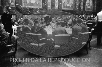 Los generales españoles con Hitler