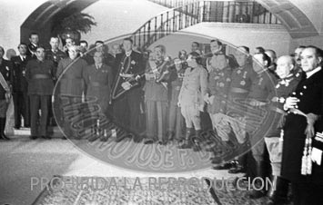 Reunion en el Pardo, condecoraciones