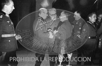 Reunion en el Pardo, condecoraciones