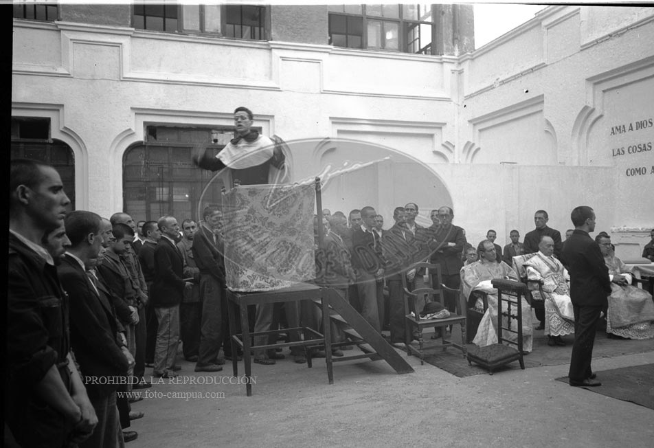 Misa en la carcel de Porlier, Madrid