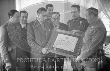 Comida homenaje al General Garcia Valiño