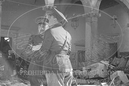 Actos en honor de los defensores del Alcazar de Toledo, presididos por el general García Valiño