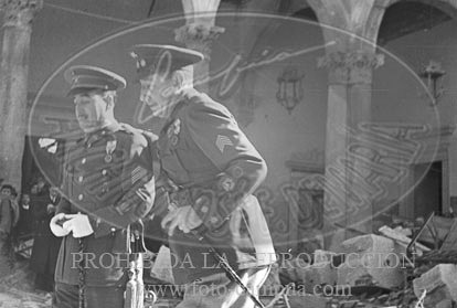 Actos en honor de los defensores del Alcazar de Toledo, presididos por el general García Valiño