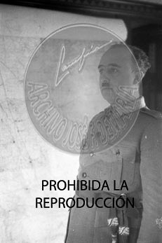 Franco ante los mapas, Terminus