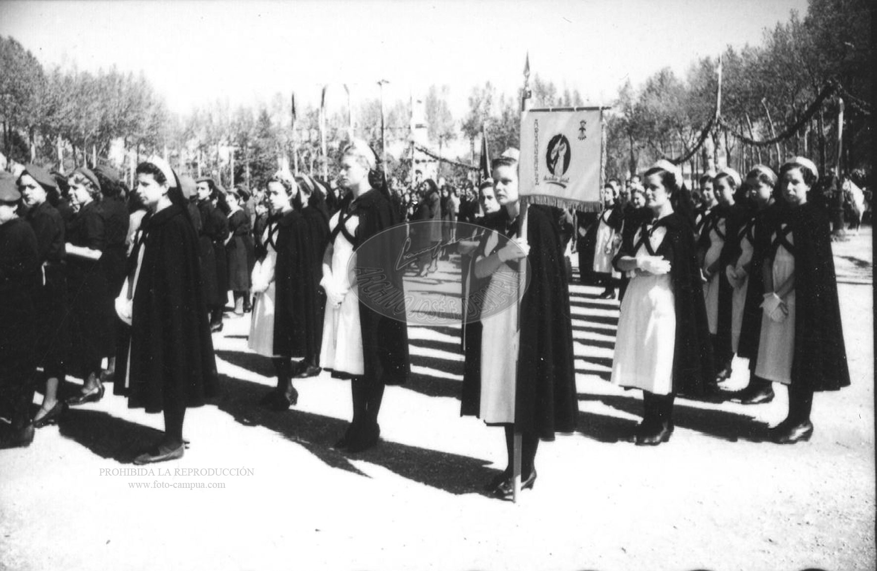 Entrega de guión al Regimiento de Caballeria Farnesio