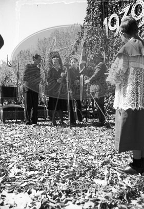 Entrega de guión al Regimiento de Caballeria Farnesio