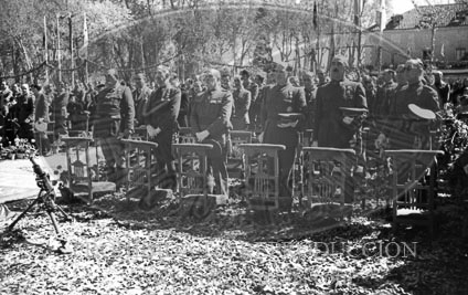 Entrega de guión al Regimiento de Caballeria Farnesio