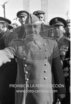 Franco visita Barcelona. enero 1942