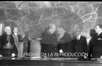 Acto en el Instituto de Investigaciones Científicas