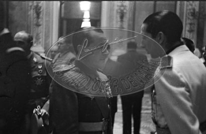 Franco en Las Cortes, manifestación de apoyo