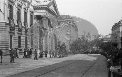 Franco en Las Cortes, manifestación de apoyo