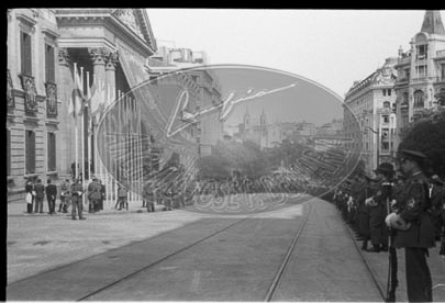Franco en Las Cortes, manifestación de apoyo