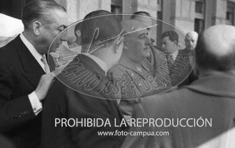 Franco inaugura el hospital de Guadarrama