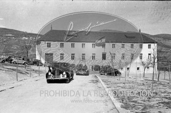 Franco inaugura el hospital de Guadarrama