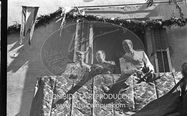 Franco visita la Catedral de Vic