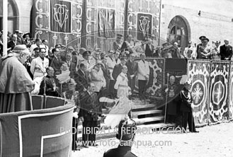 Franco visita la Catedral de Vic