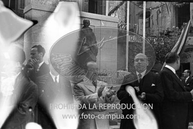 Franco visita la Catedral de Vic