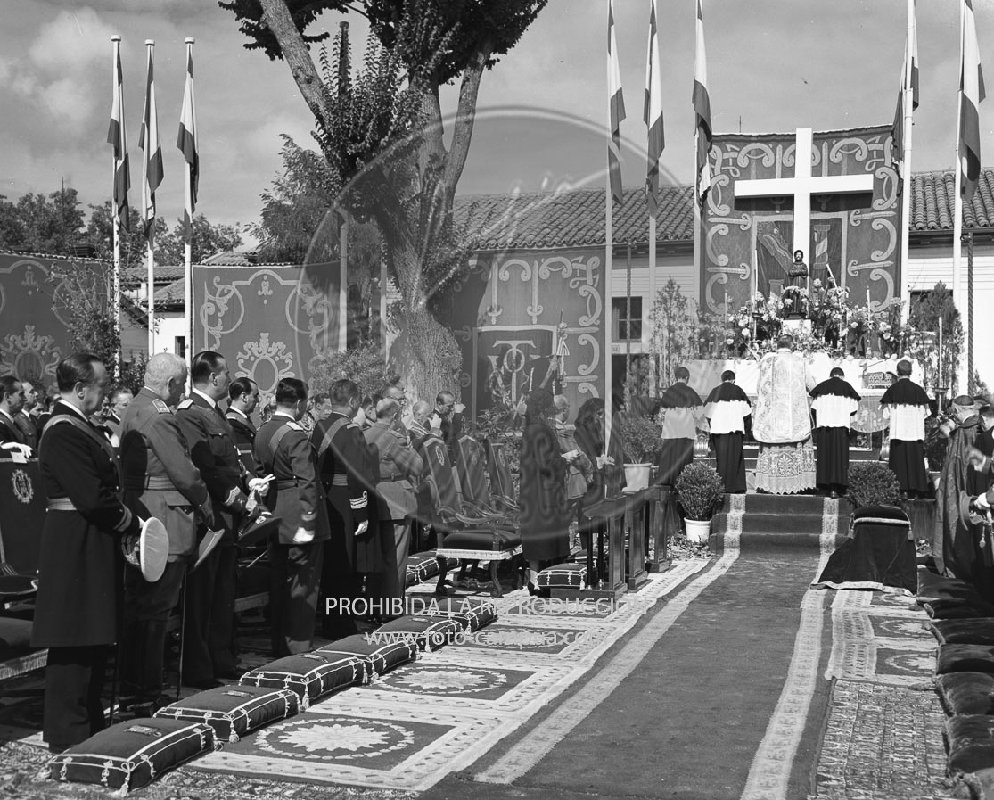 Onomástica del Caudillo 1949