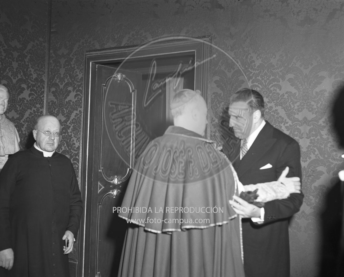 Viaje de Martin Artajo a Roma