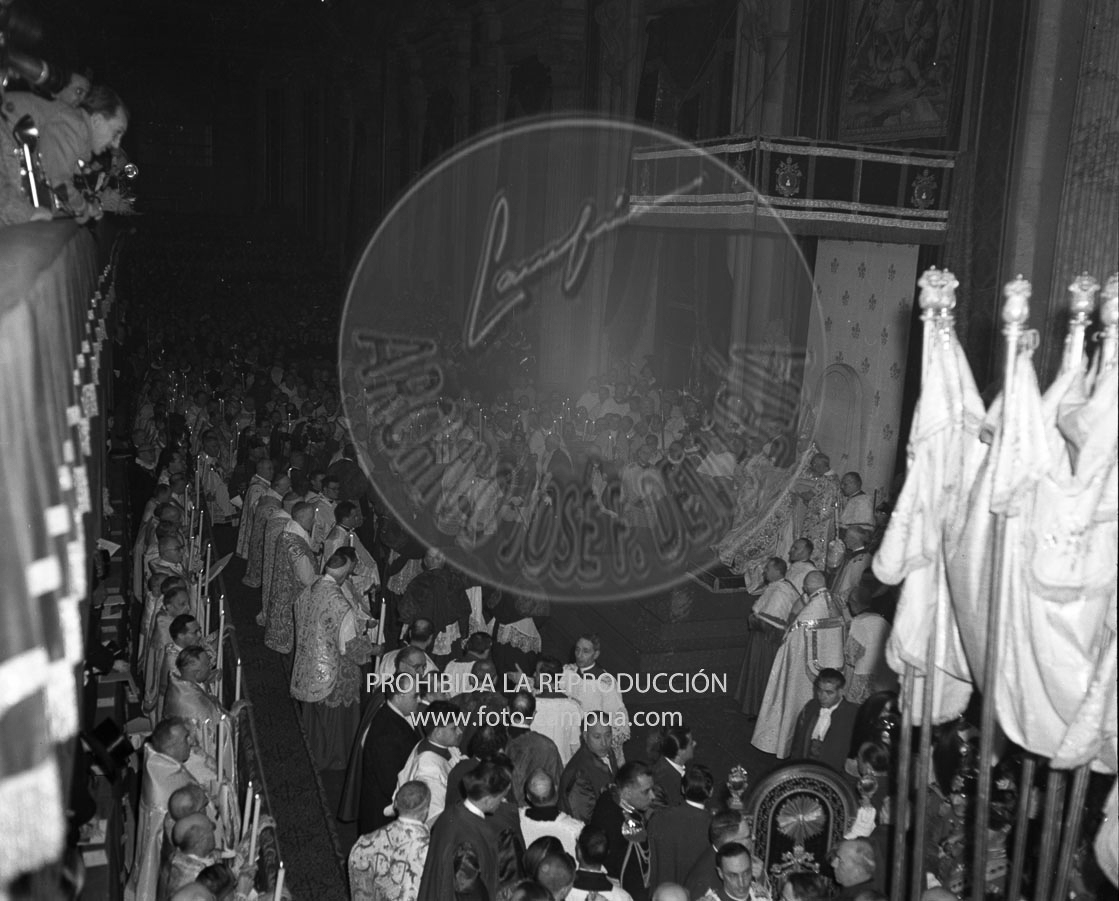 Viaje de Martin Artajo a Roma