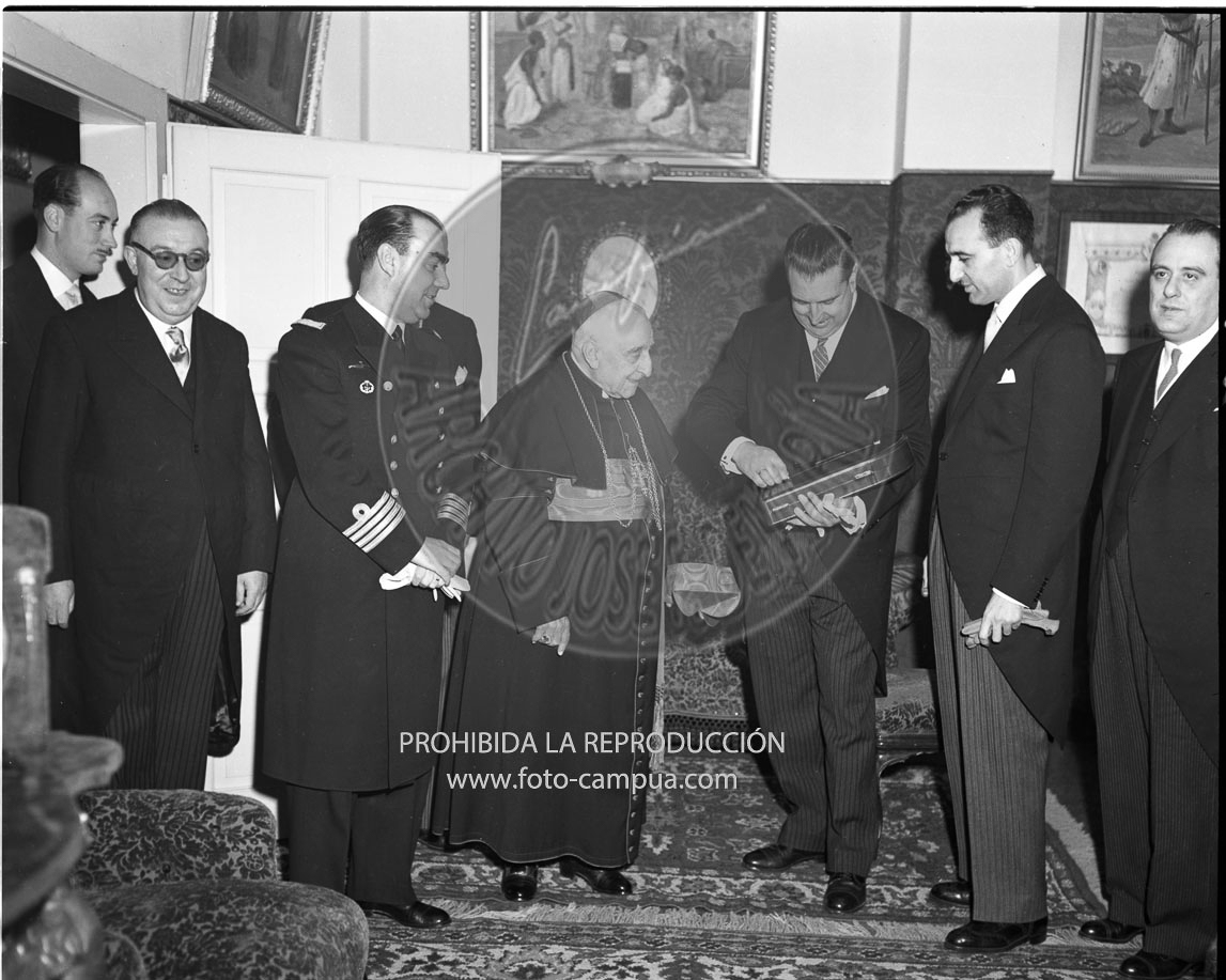 Viaje de Martin Artajo a Roma